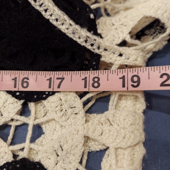 Witty Fox Cream and Black Crochet Knit Sweater - Picture 6 of 7